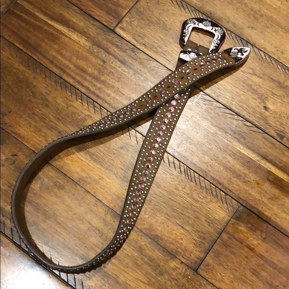 Beautiful Rhinestone Belt - Picture 2 of 3